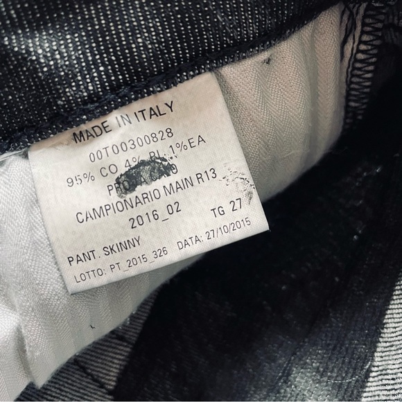 R13 / Sample - Picture 8 of 16